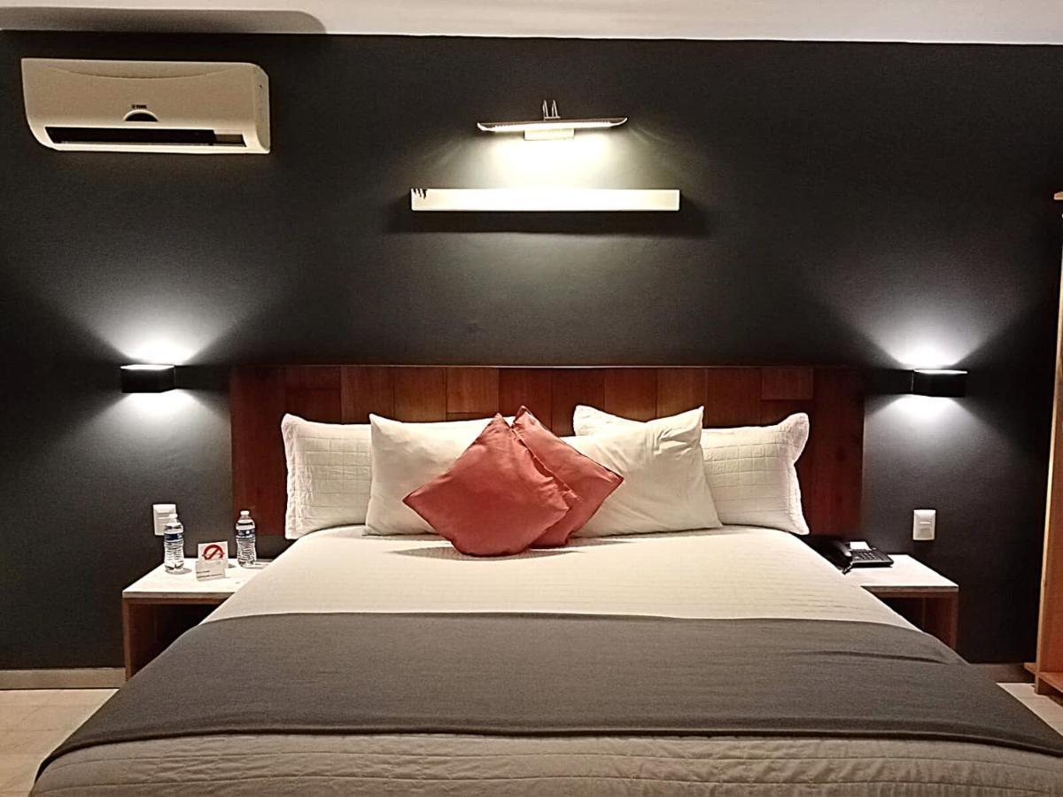 Hotel CLARUM 101 Zapopan Buitenkant foto