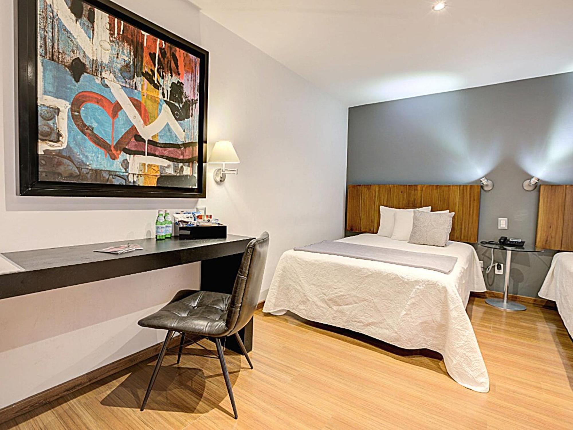 Hotel CLARUM 101 Zapopan Buitenkant foto