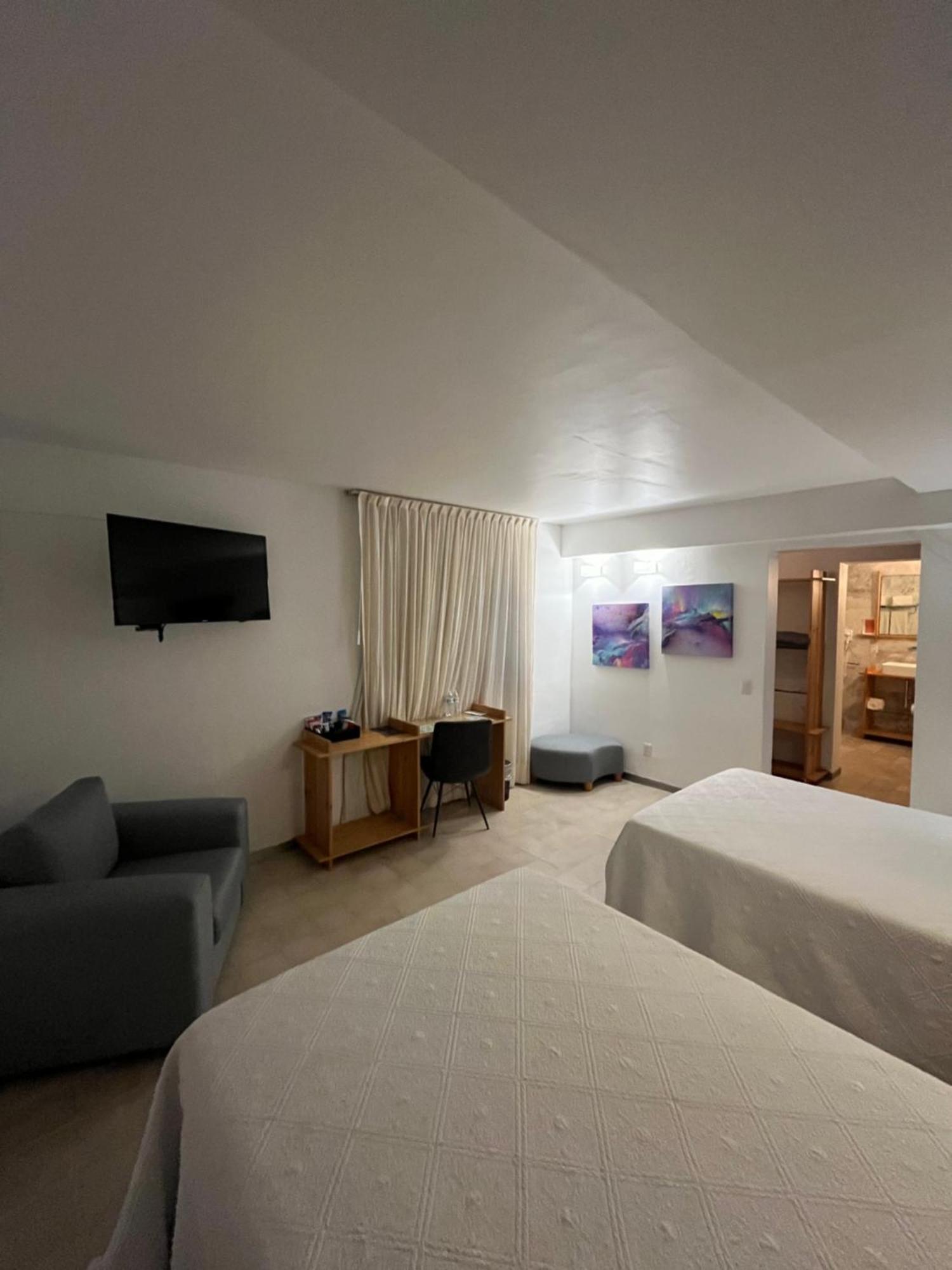 Hotel CLARUM 101 Zapopan Buitenkant foto